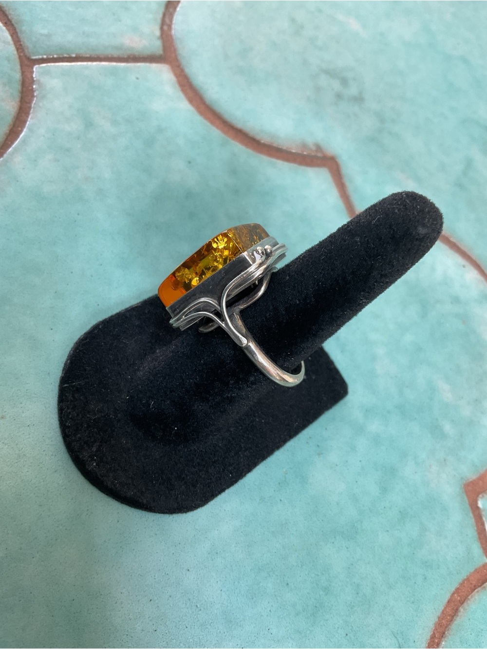 LARGE AMBER RING - Picture 14 of 14